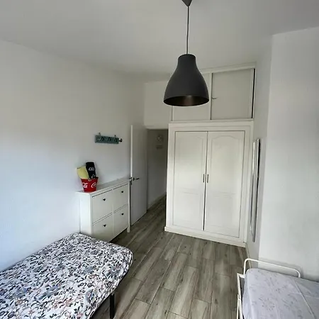 Main Street 플라야 델 잉글스