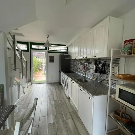 Main Street * Πλάγια ντελ Ινγκλές