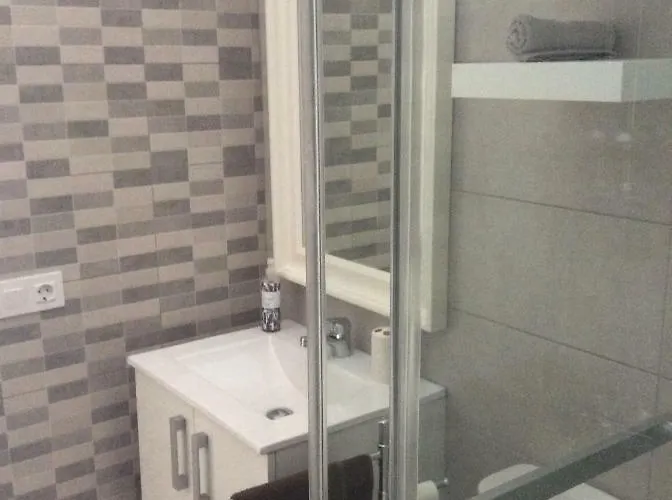 Main Street Апартаменти *