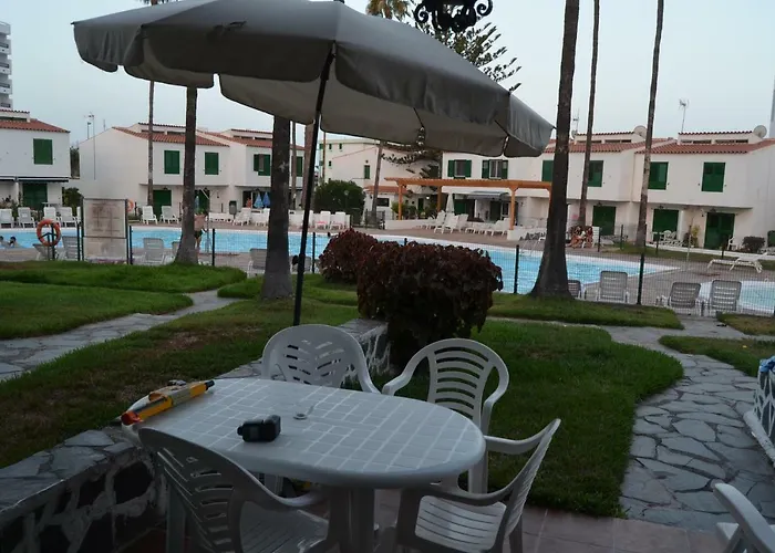 Main Street 普拉亚戴尔雷安格莱斯